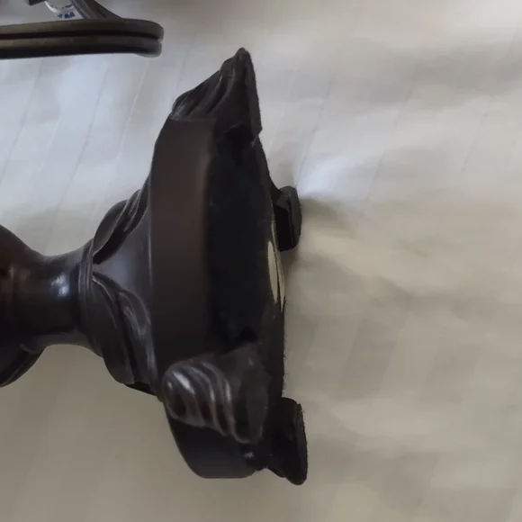 Stained glass poinsettia mini lamp💡 - Picture 9 of 9